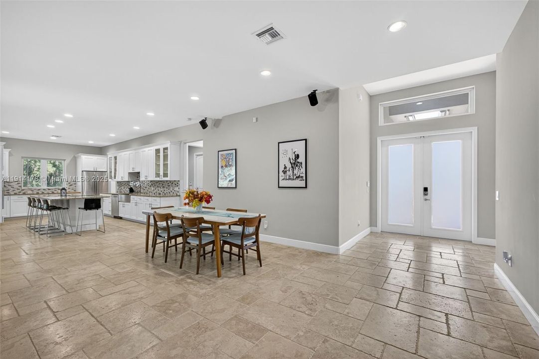 For Rent: $6,500 (4 beds, 3 baths, 3231 Square Feet)