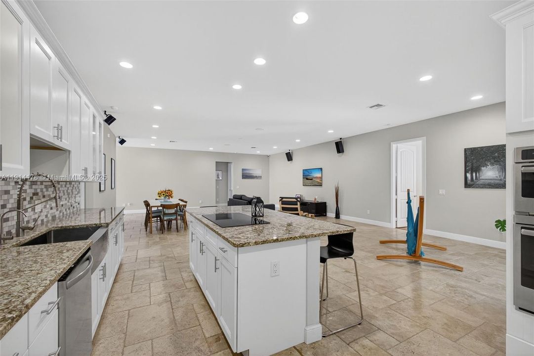 For Rent: $6,500 (4 beds, 3 baths, 3231 Square Feet)