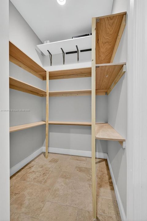 For Rent: $6,500 (4 beds, 3 baths, 3231 Square Feet)