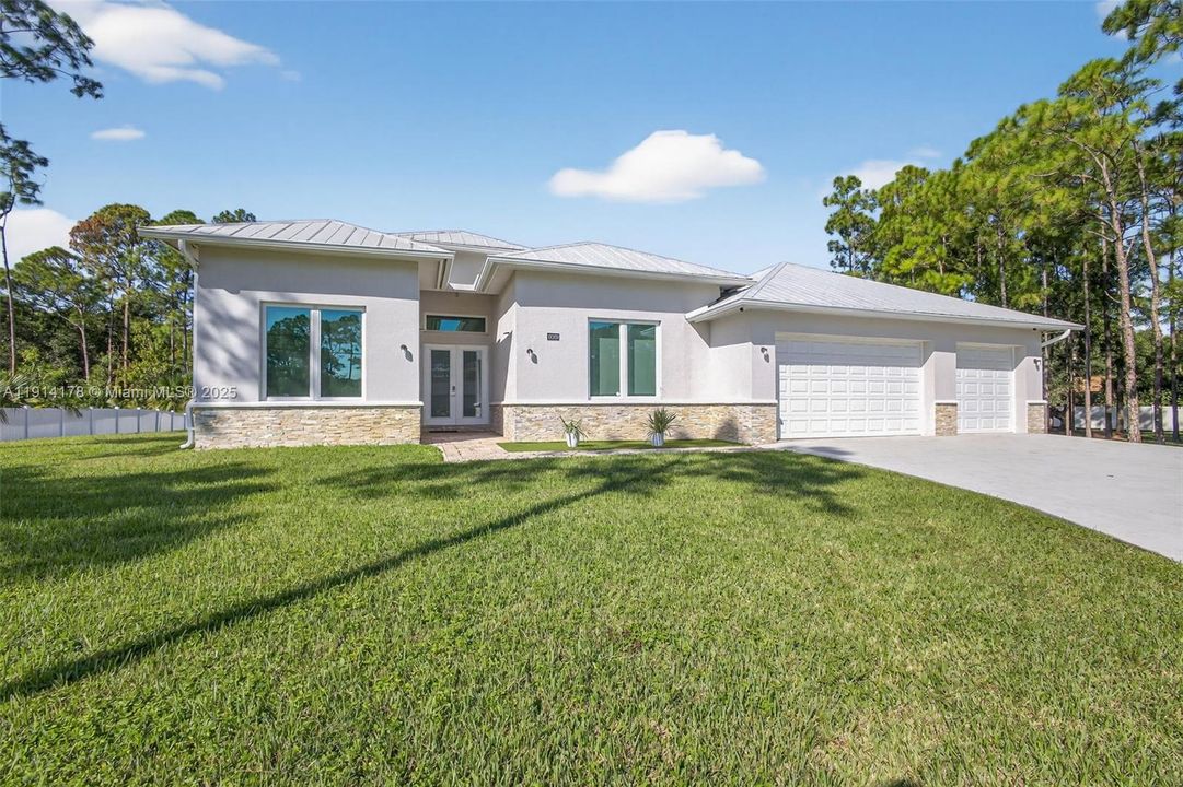 For Rent: $6,500 (4 beds, 3 baths, 3231 Square Feet)