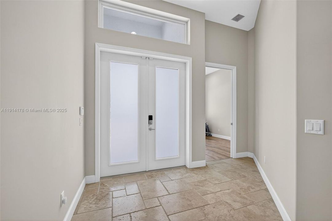 For Rent: $6,500 (4 beds, 3 baths, 3231 Square Feet)