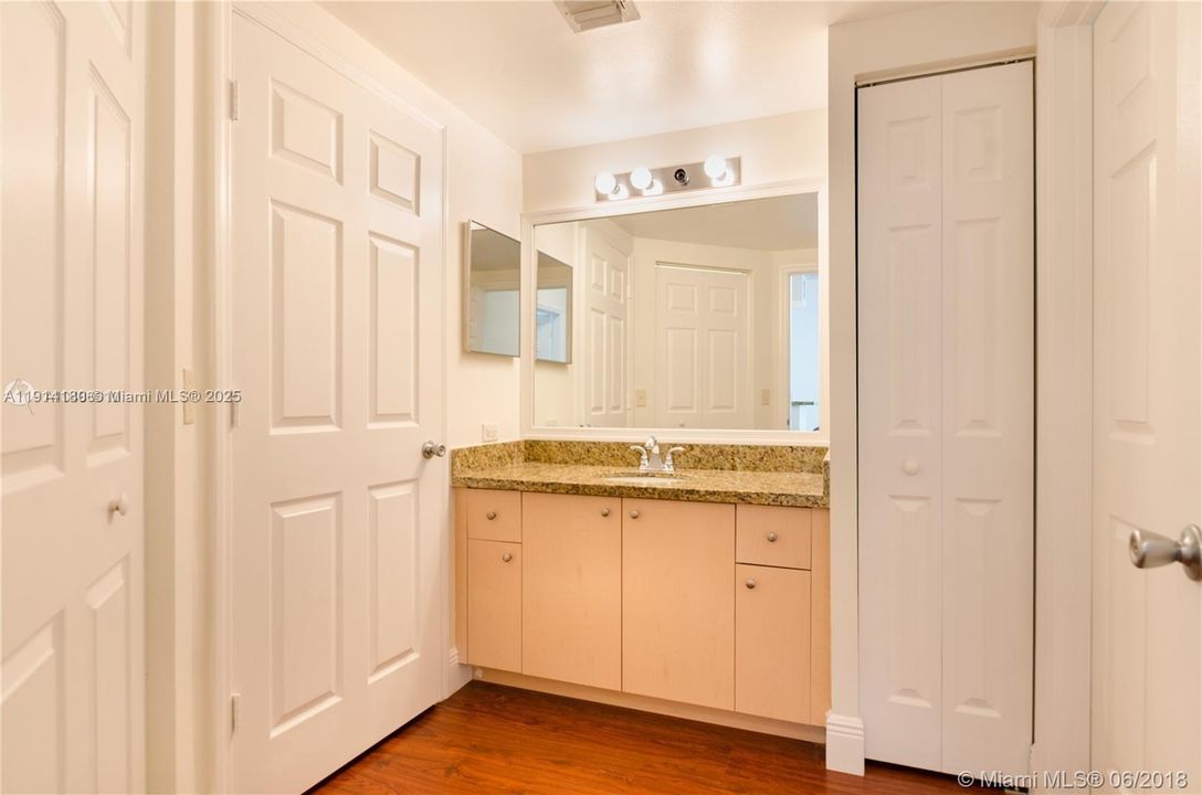 En Renta: $2,999 (3 camas, 2 baños, 1450 Pies cuadrados)