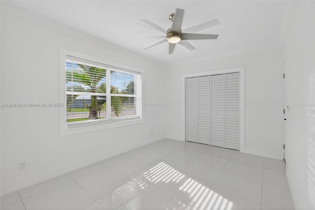 En Renta: $5,200 (3 camas, 1 baños, 1427 Pies cuadrados)