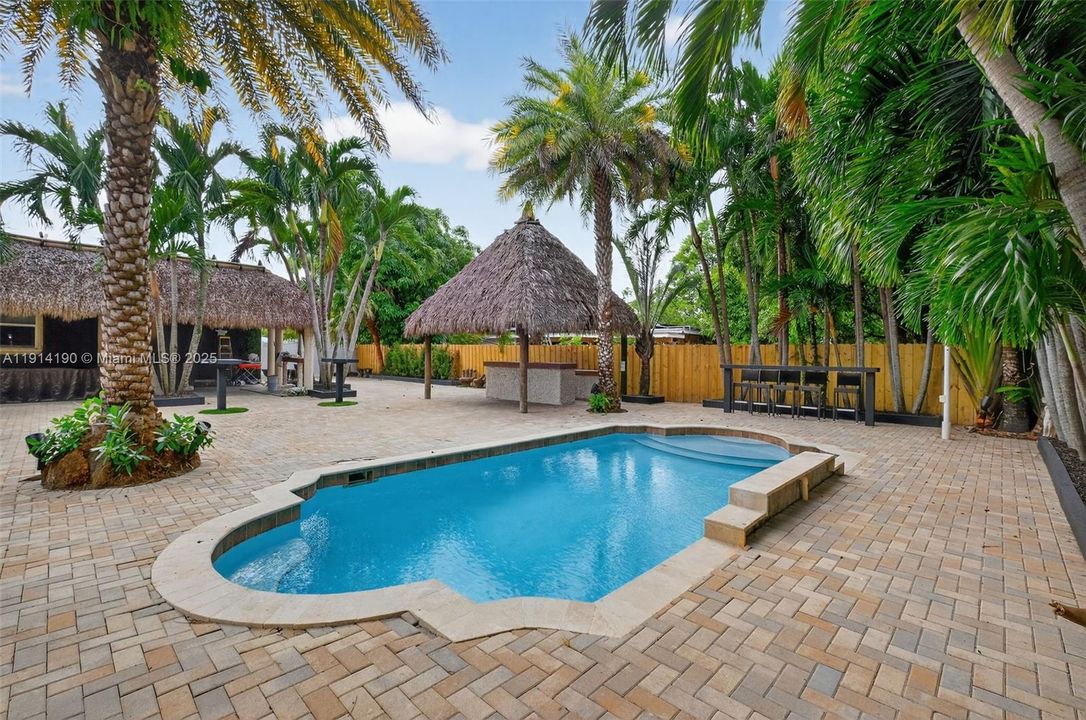 En Renta: $5,200 (3 camas, 1 baños, 1427 Pies cuadrados)