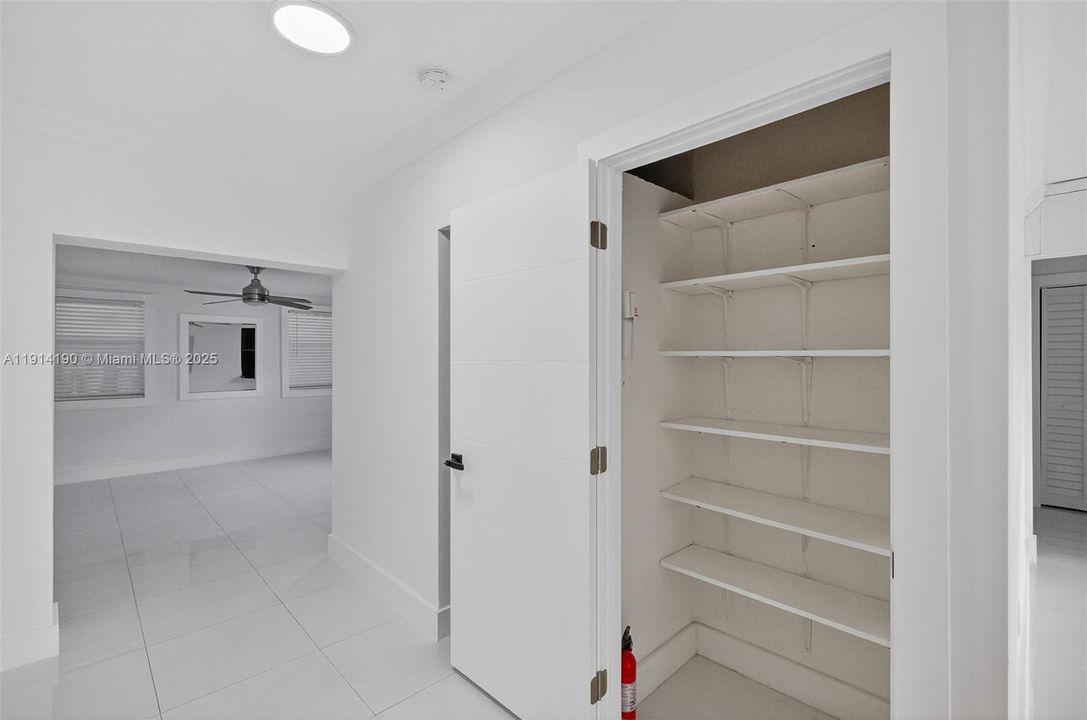 En Renta: $5,200 (3 camas, 1 baños, 1427 Pies cuadrados)