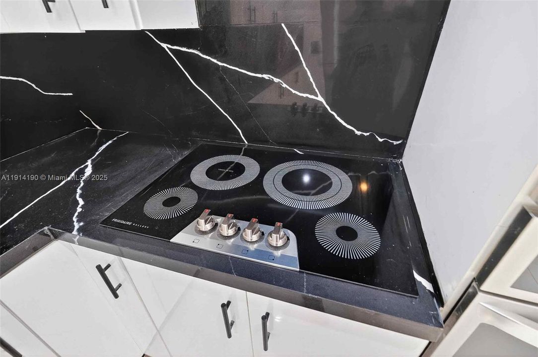 En Renta: $5,200 (3 camas, 1 baños, 1427 Pies cuadrados)