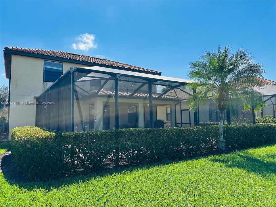 For Rent: $3,500 (4 beds, 3 baths, 2606 Square Feet)