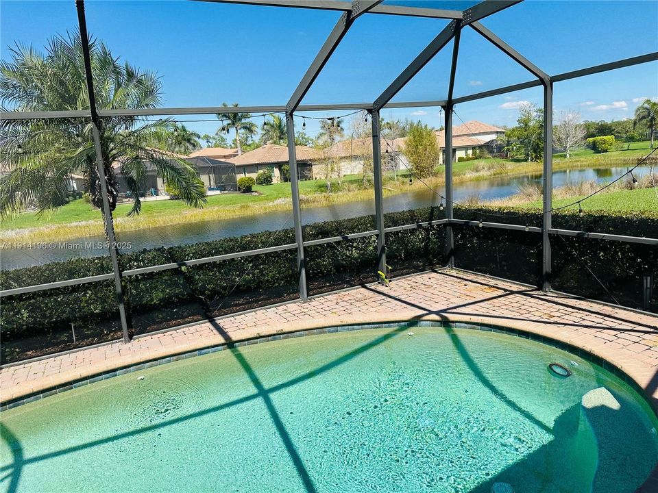 For Rent: $3,500 (4 beds, 3 baths, 2606 Square Feet)