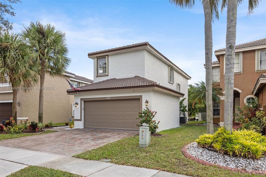 Active With Contract: $719,999 (4 beds, 2 baths, 2046 Square Feet)