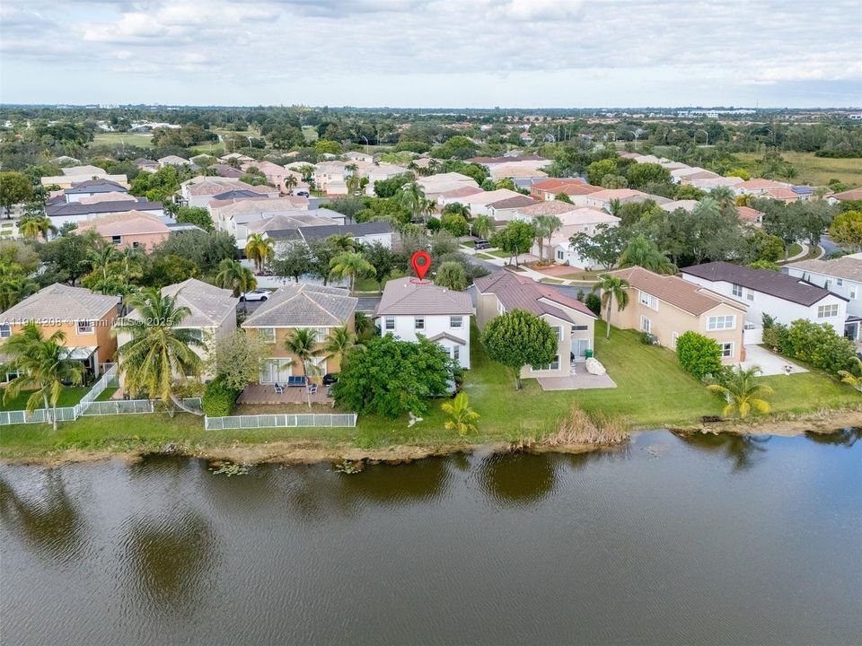 Active With Contract: $719,999 (4 beds, 2 baths, 2046 Square Feet)