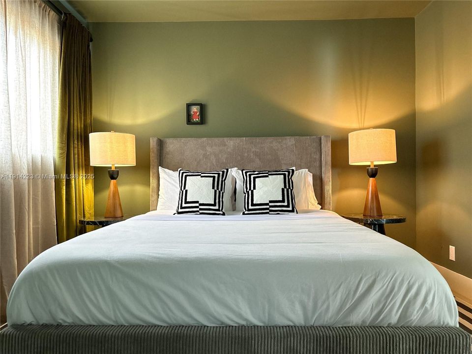 En Venta: $799,000 (4 camas, 3 baños, 1614 Pies cuadrados)