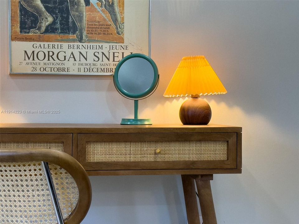 En Venta: $799,000 (4 camas, 3 baños, 1614 Pies cuadrados)