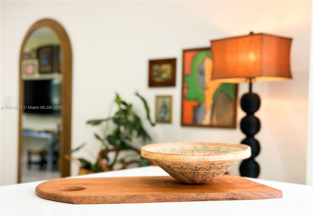 En Venta: $799,000 (4 camas, 3 baños, 1614 Pies cuadrados)