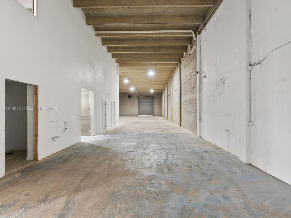 На продажу: $2,799,000 (0 спален, 0 ванн, 0 Квадратных фут)