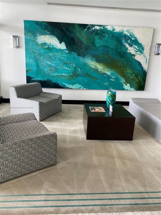 For Sale: $239,000 (0 beds, 1 baths, 552 Square Feet)