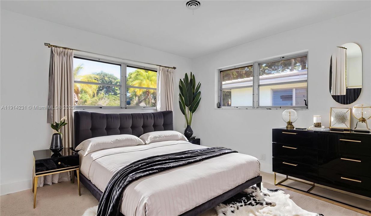 待售: $848,900 (3 贝兹, 2 浴室, 1688 平方英尺)