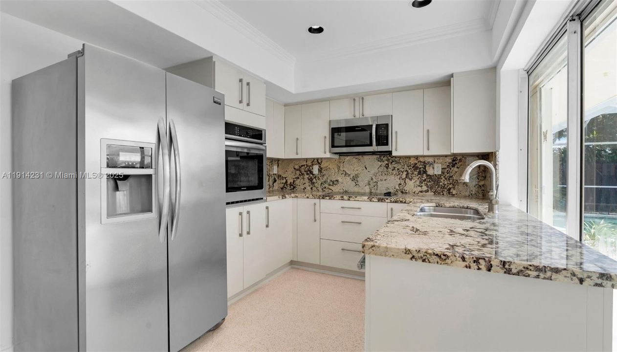 待售: $848,900 (3 贝兹, 2 浴室, 1688 平方英尺)