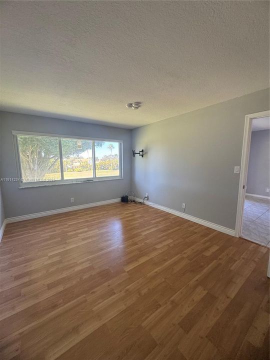 En Renta: $1,500 (1 camas, 1 baños, 900 Pies cuadrados)