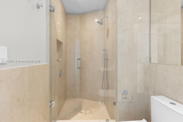 На продажу: $3,490,000 (2 спален, 2 ванн, 1447 Квадратных фут)