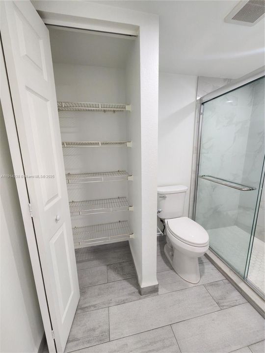 Недавно арендовано: $2,250 (2 спален, 2 ванн, 1106 Квадратных фут)