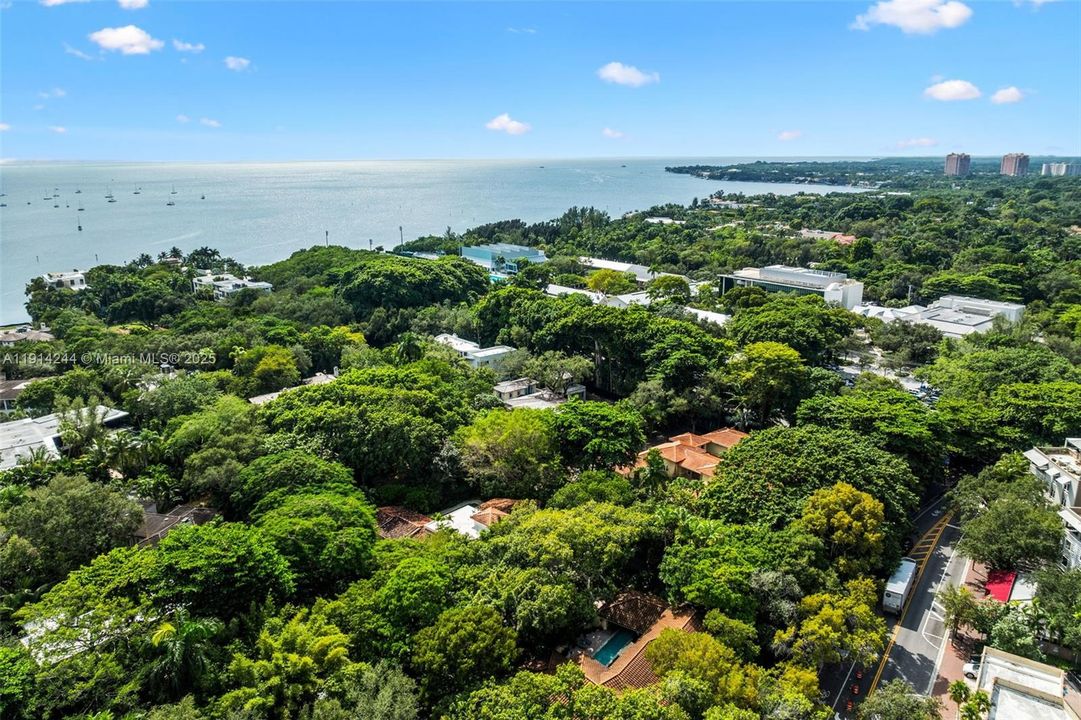 For Sale: $7,800,000 (3 beds, 4 baths, 4040 Square Feet)