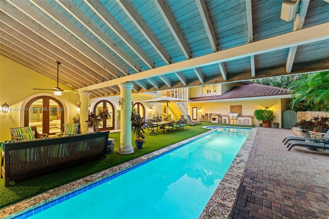 For Sale: $7,800,000 (3 beds, 4 baths, 4040 Square Feet)