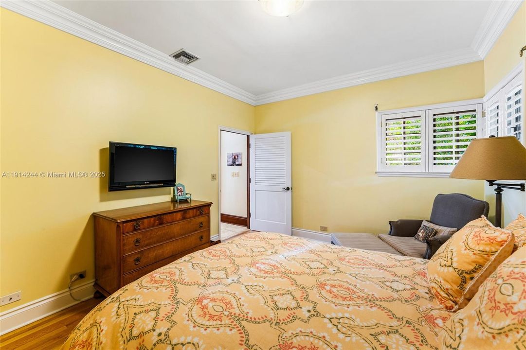 For Sale: $7,800,000 (3 beds, 4 baths, 4040 Square Feet)