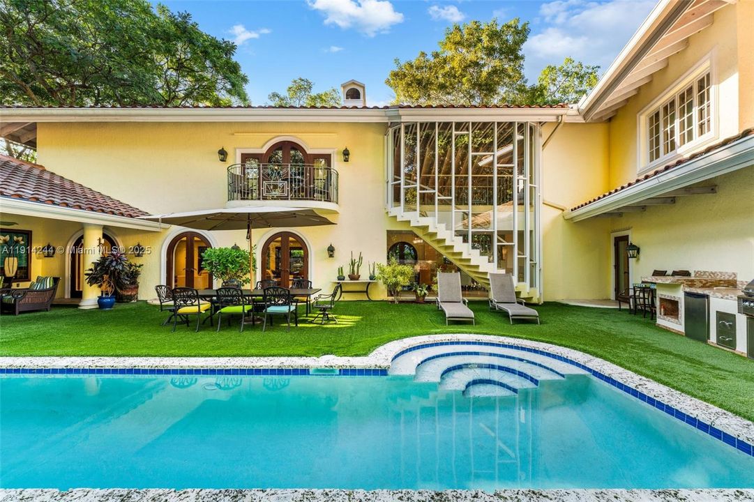 For Sale: $7,800,000 (3 beds, 4 baths, 4040 Square Feet)