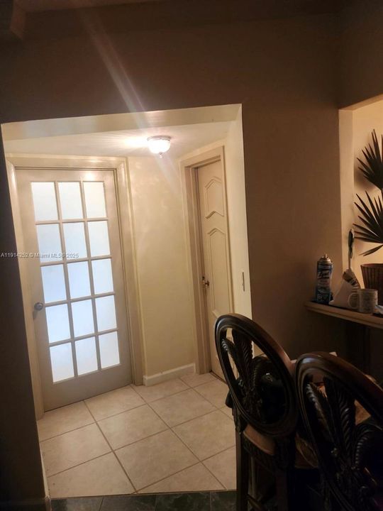 待售: $2,500,000 (5 贝兹, 5 浴室, 4177 平方英尺)