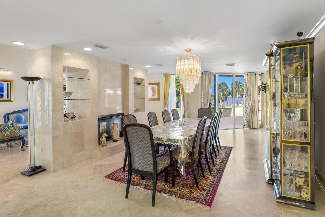 Formal Dining