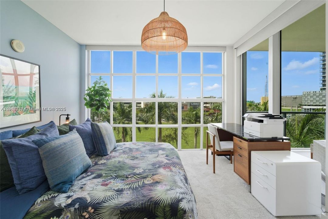 Activo con contrato: $3,500 (1 camas, 1 baños, 802 Pies cuadrados)