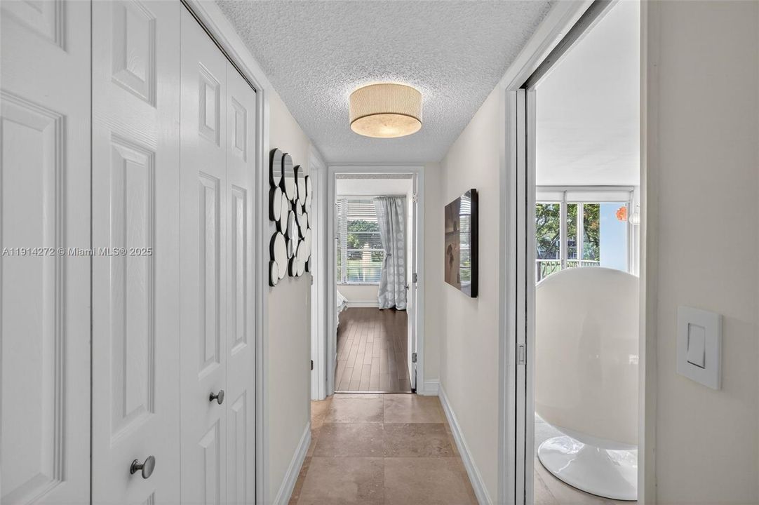 En Venta: $395,000 (3 camas, 2 baños, 1500 Pies cuadrados)