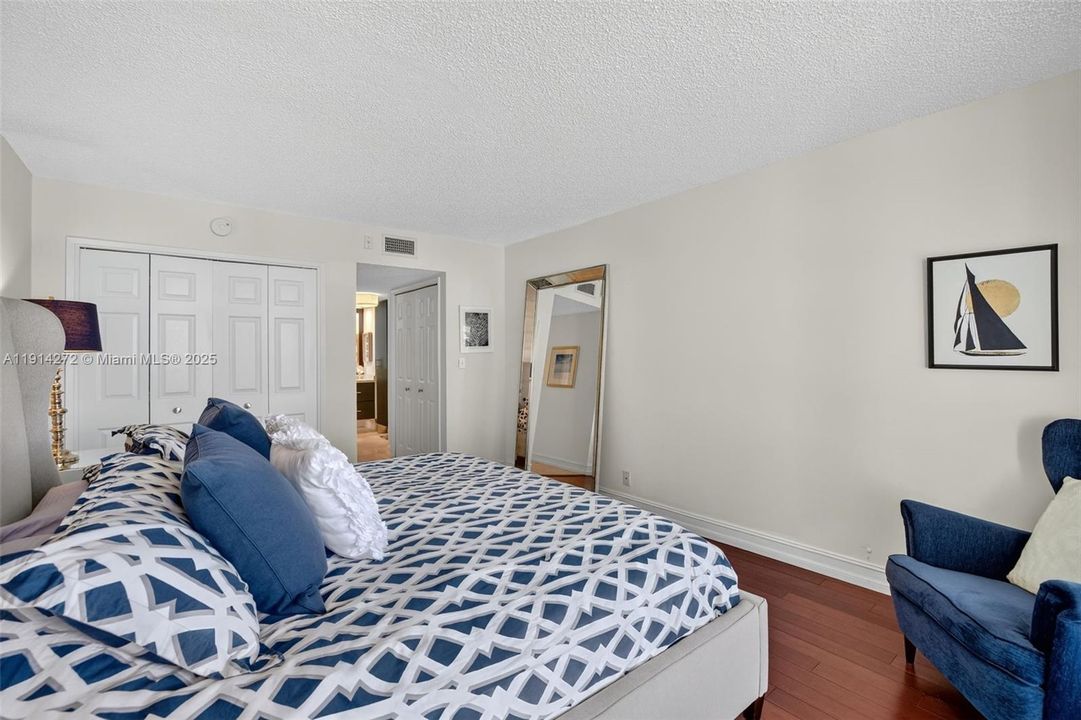 En Venta: $395,000 (3 camas, 2 baños, 1500 Pies cuadrados)