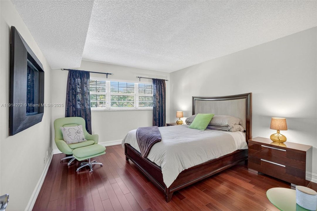 En Venta: $395,000 (3 camas, 2 baños, 1500 Pies cuadrados)