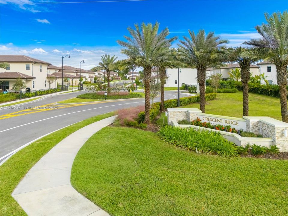 В аренду: $8,000 (5 спален, 4 ванн, 3958 Квадратных фут)