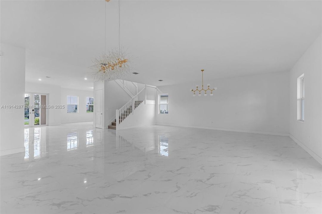 В аренду: $8,000 (5 спален, 4 ванн, 3958 Квадратных фут)