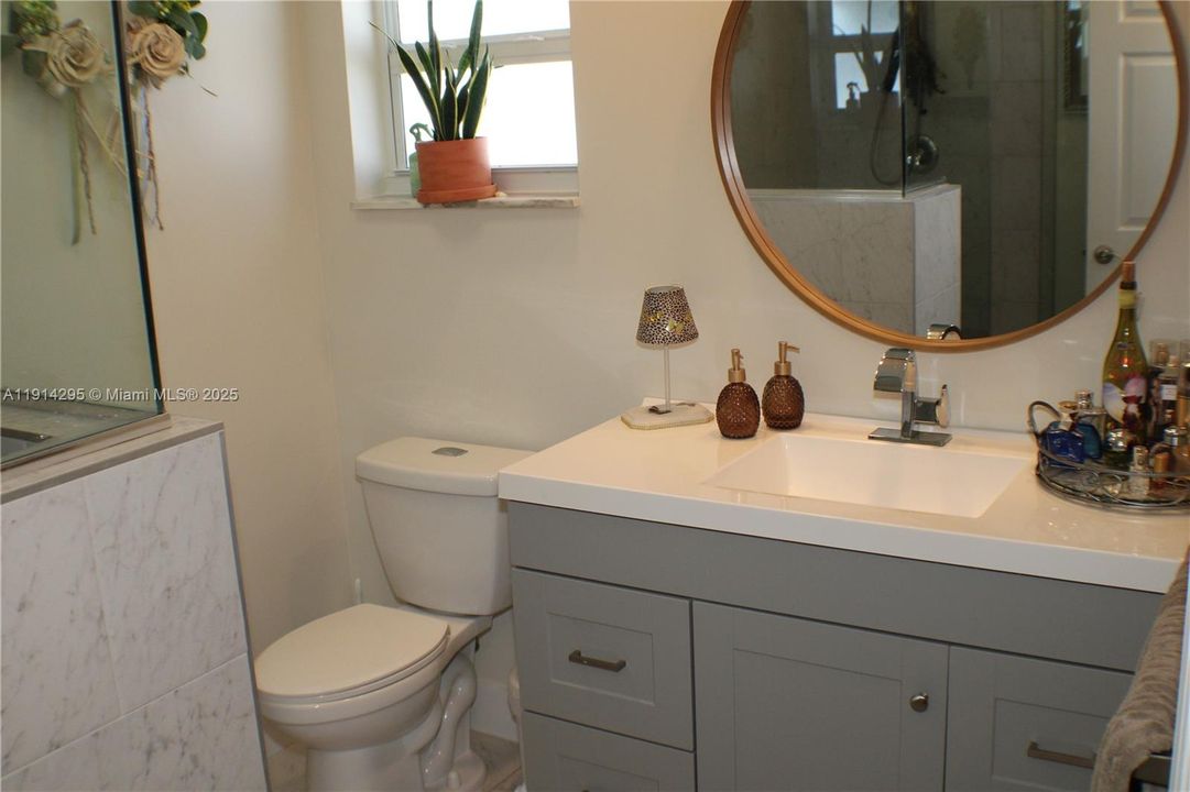 For Sale: $425,000 (2 beds, 2 baths, 1428 Square Feet)