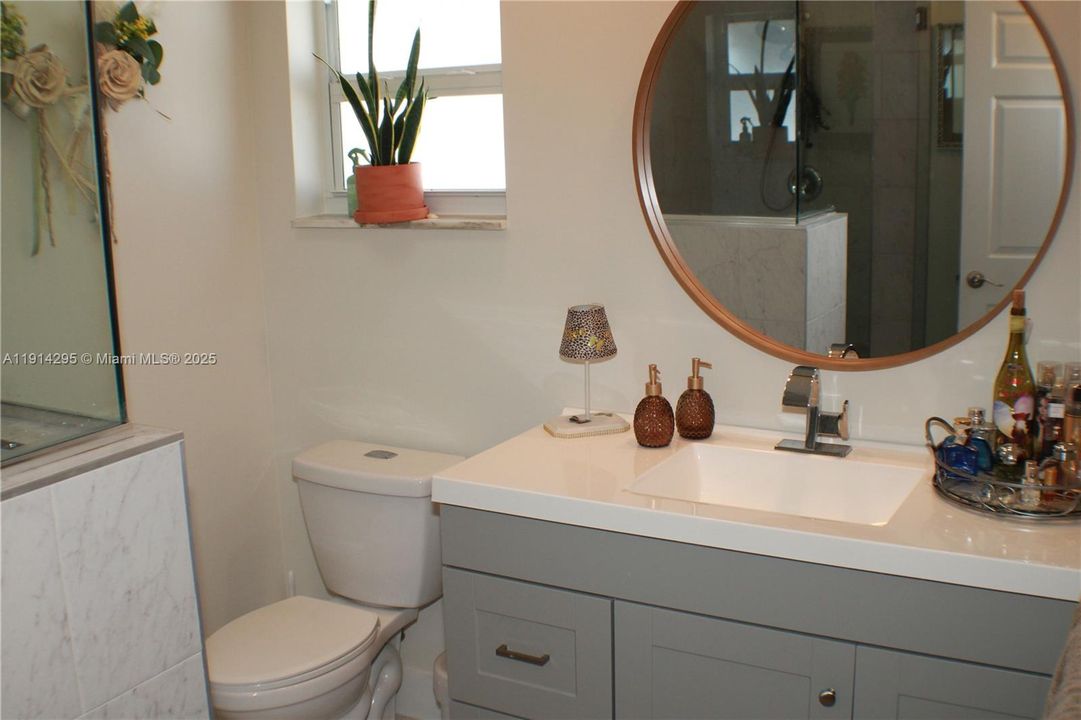 For Sale: $425,000 (2 beds, 2 baths, 1428 Square Feet)