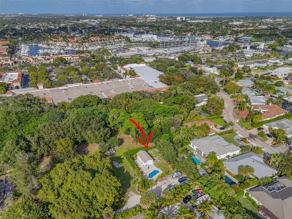 For Rent: $4,000 (1 beds, 1 baths, 480 Square Feet)