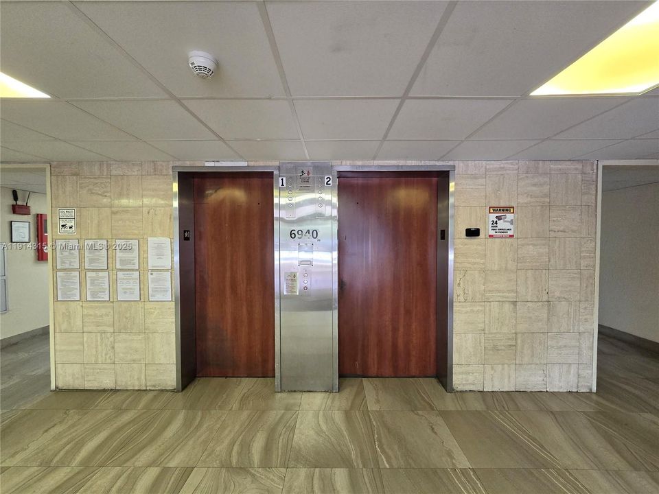 Lobby Elevator