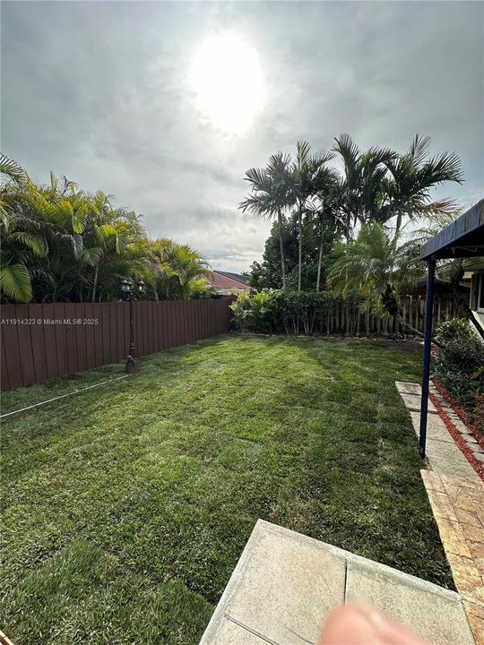 For Rent: $6,000 (4 beds, 2 baths, 2056 Square Feet)