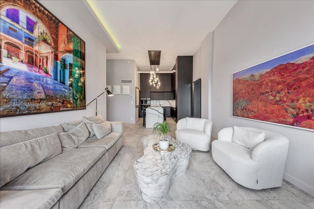 На продажу: $695,000 (2 спален, 2 ванн, 1121 Квадратных фут)