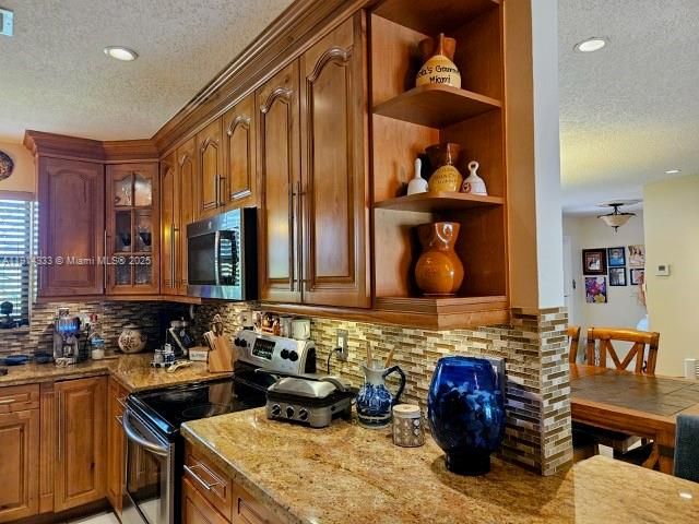 For Sale: $785,000 (3 beds, 2 baths, 1543 Square Feet)