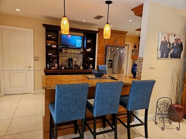 For Sale: $785,000 (3 beds, 2 baths, 1543 Square Feet)