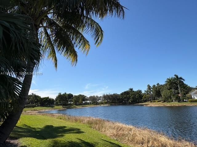 For Sale: $1,100,000 (3 beds, 3 baths, 2036 Square Feet)