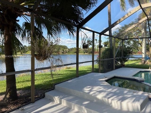 For Sale: $1,100,000 (3 beds, 3 baths, 2036 Square Feet)