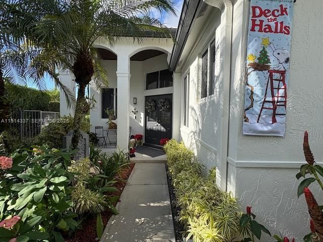 For Sale: $1,100,000 (3 beds, 3 baths, 2036 Square Feet)