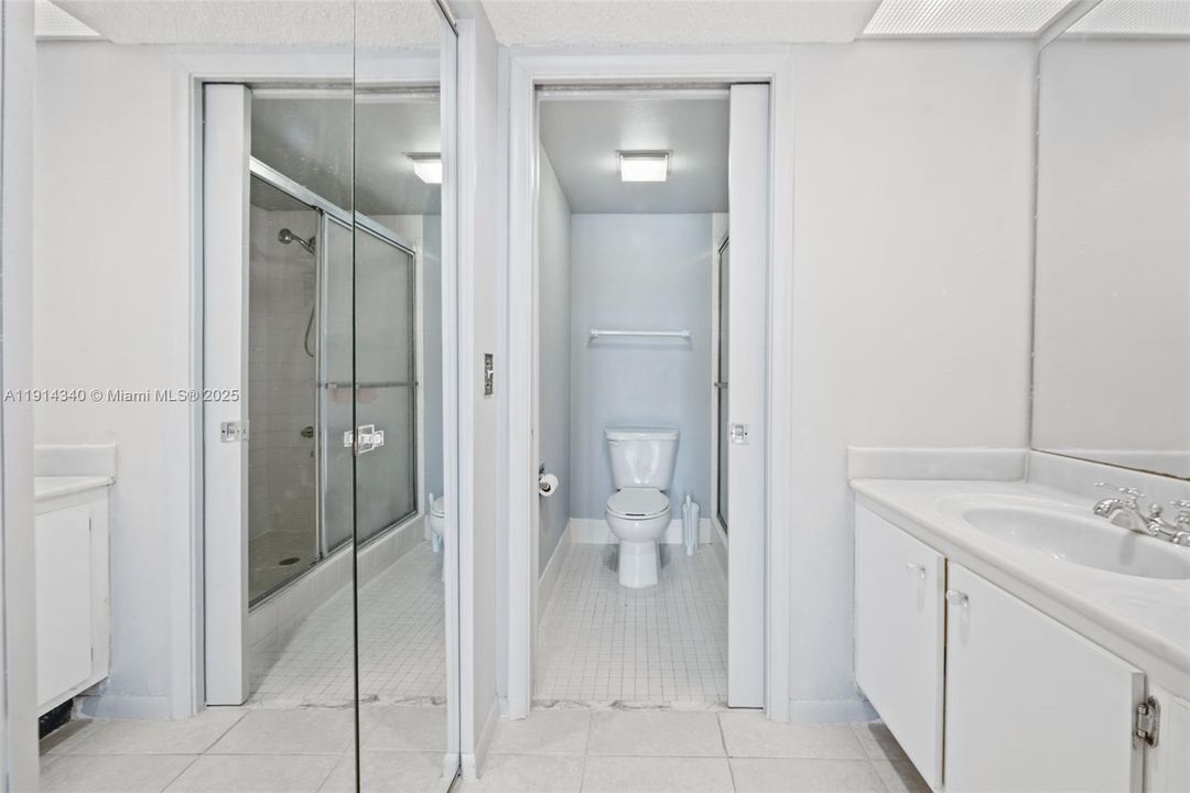 For Rent: $2,300 (2 beds, 2 baths, 1192 Square Feet)