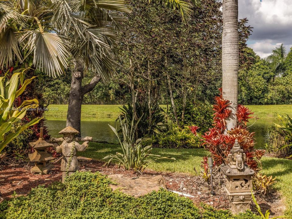 待售: $2,500,000 (5 贝兹, 4 浴室, 4130 平方英尺)