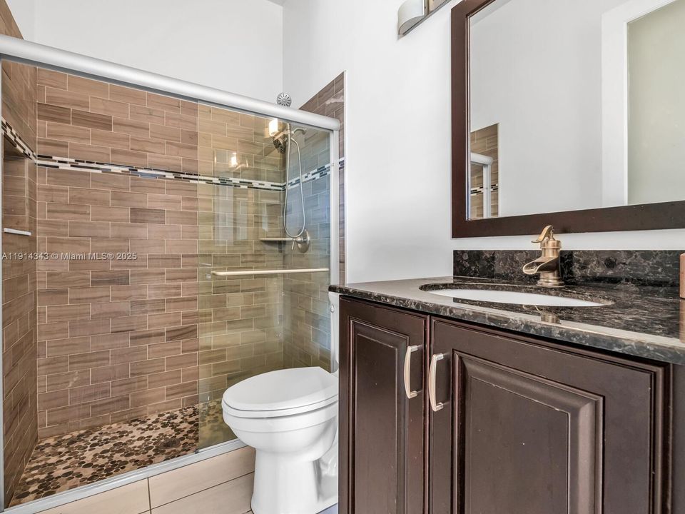 待售: $2,500,000 (5 贝兹, 4 浴室, 4130 平方英尺)